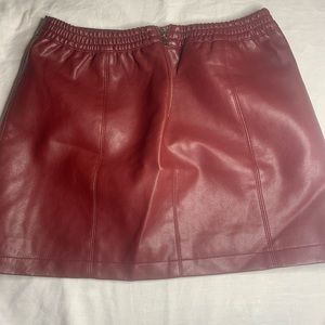 Cute red skirt
